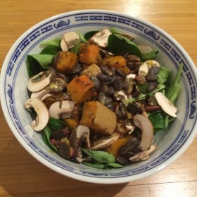 Feldsalat mit gebackenem Kürbis