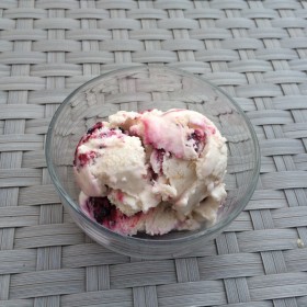 Käsekuchen-Kokosnuss-Eis